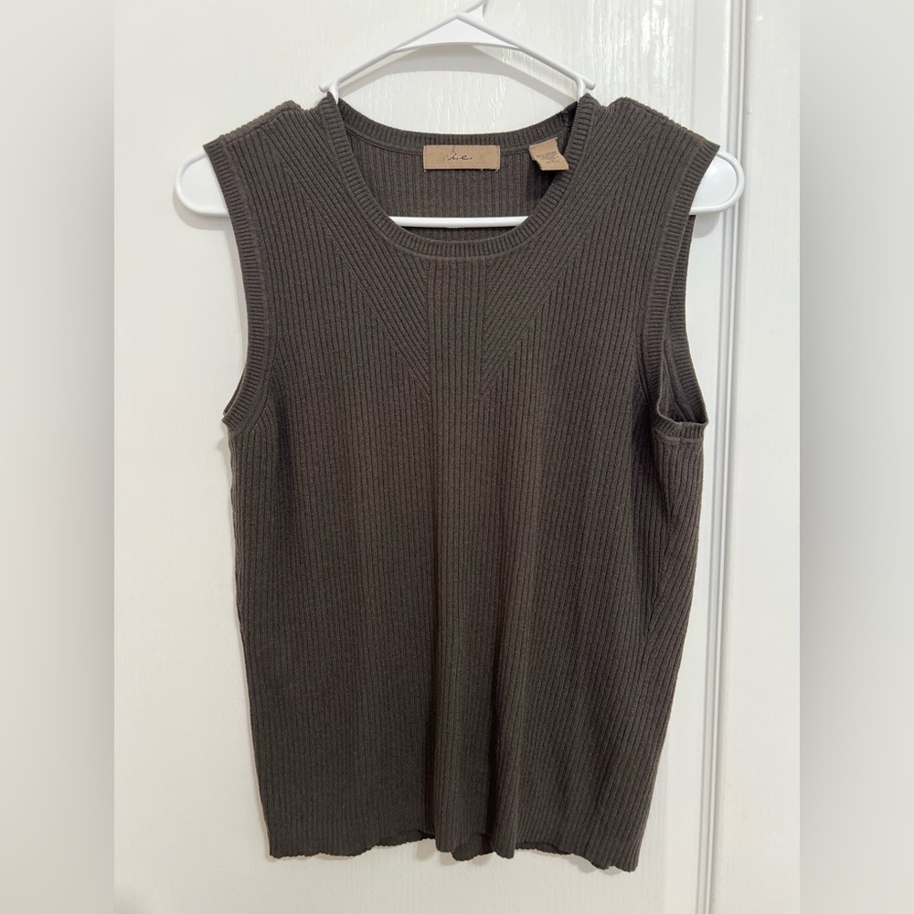i.e. ribbed knit sweater cardigan with top size M - Picture 6 of 9
